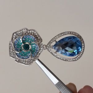 Off Park Collection Crystal Brooch